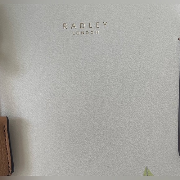 Radley London Liverpool Street 2.0 Orange Blossom Leather Multiway Ivory Handbag - Picture 9 of 16